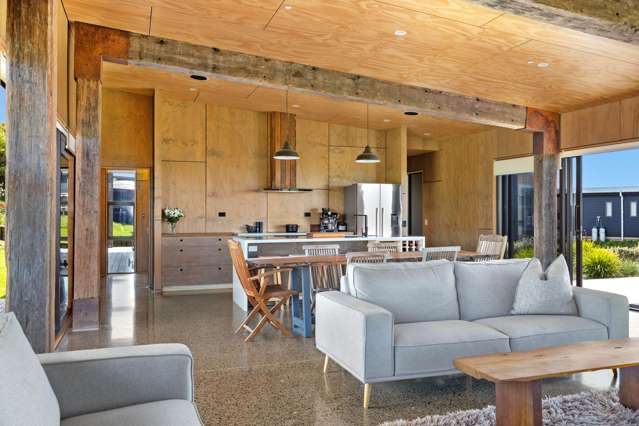 35 Tama Road Riversdale Beach_4