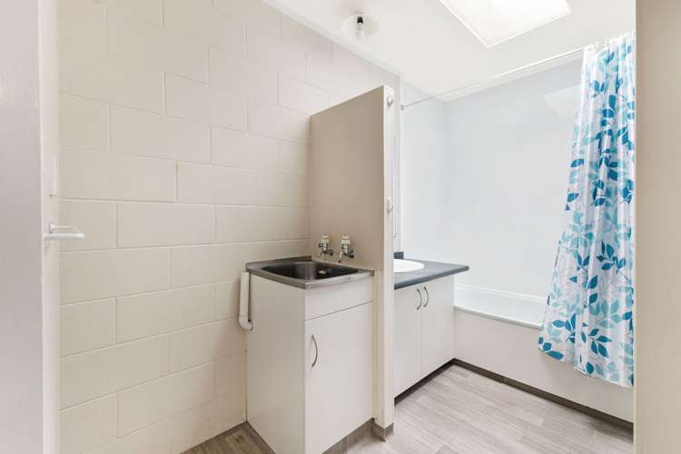 66A B and C Glenpark Avenue Frankleigh Park_10