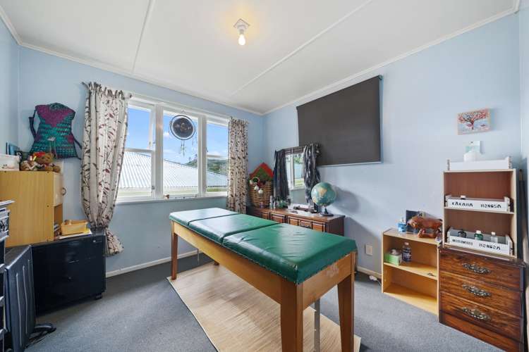 25 Sunny Grove Wainuiomata_8