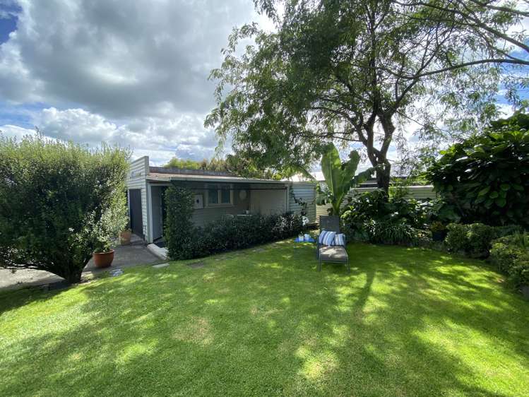 119 Point Chevalier Road Point Chevalier_15