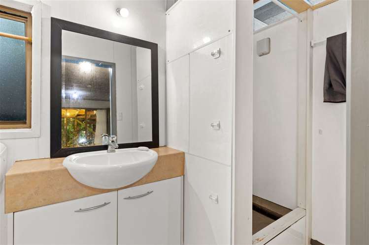 89 Takahe Road Titirangi_33