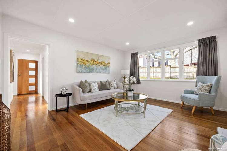 78 Freeland Avenue_5