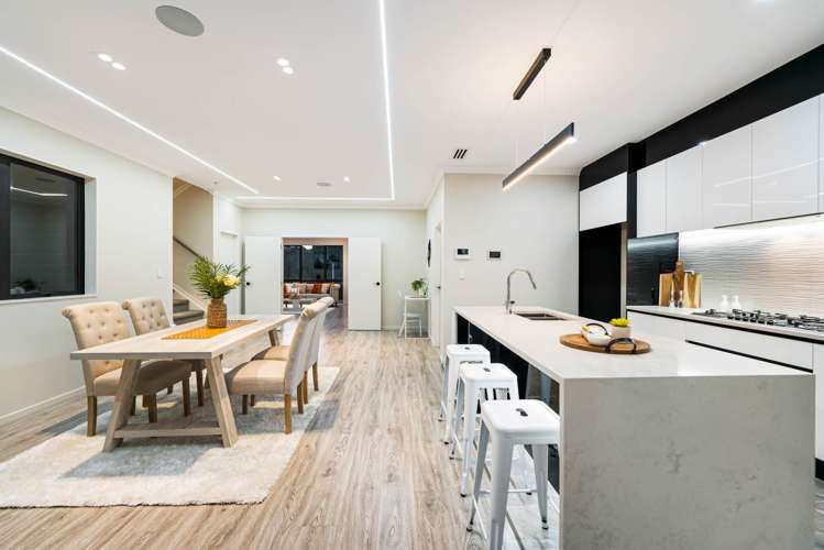 73 Koromeke Street Flat Bush_10