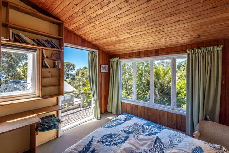 39 Victoria Road South Onetangi_12