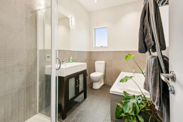 184 Buckley Road Southgate_10