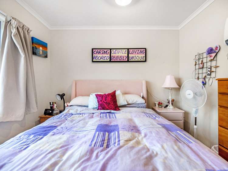 10E Yorkshire Road Silverdale_16