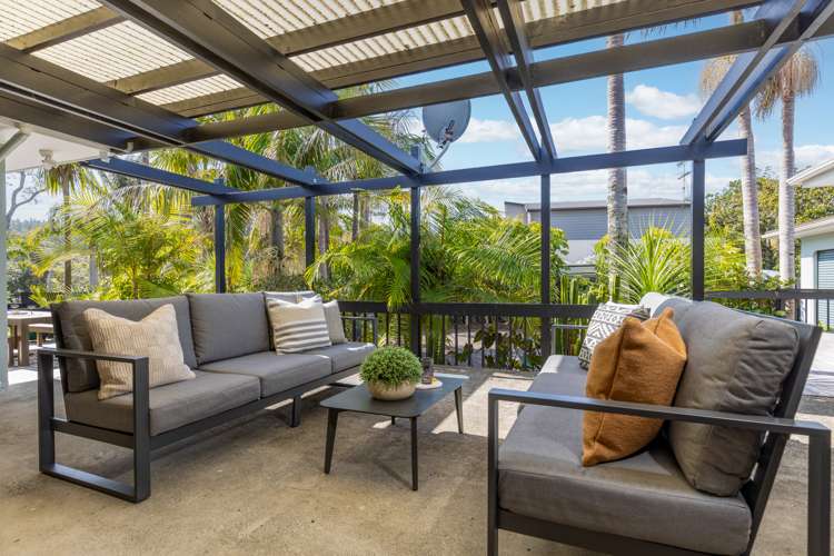 27 Riverside Drive Point Wells_5