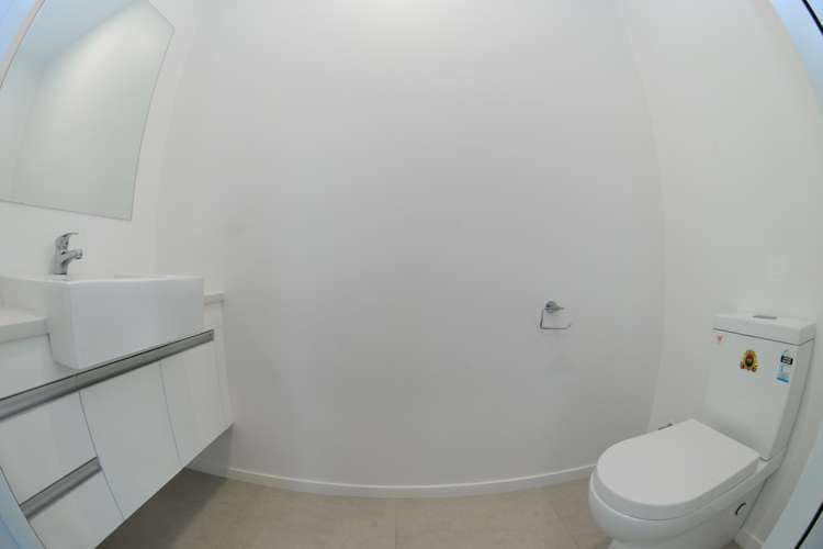 2 Azzurro Way Flat Bush_10