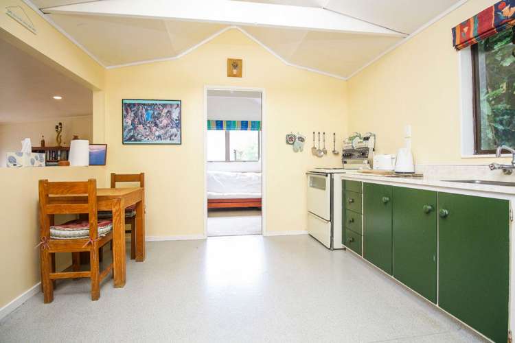 29 Rimutaka Place Titirangi_7