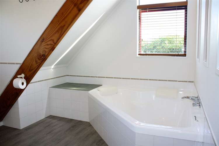 102 Tangiteroria Lane Pauanui_17