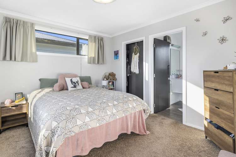 63b Royal Crescent Saint Kilda_10
