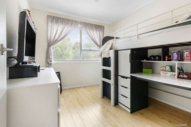 19 Tagor Street Glen Eden_12