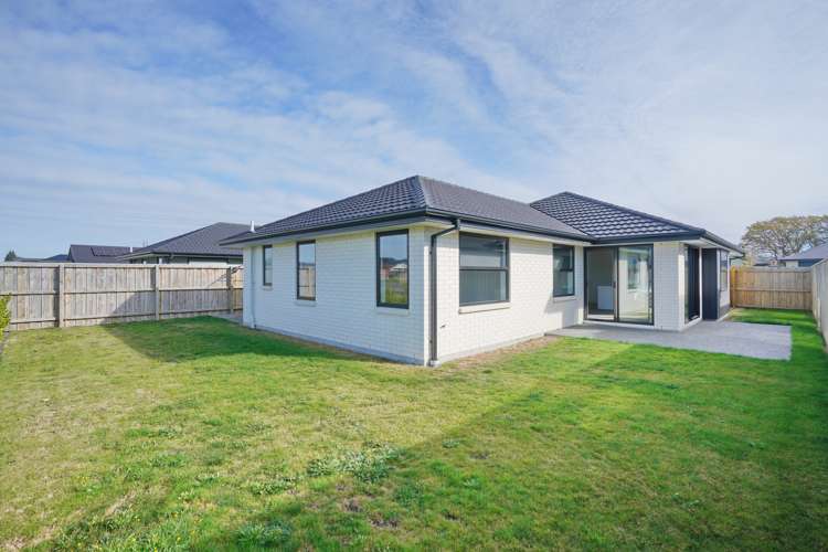 10 Croydon Street Woodend_12