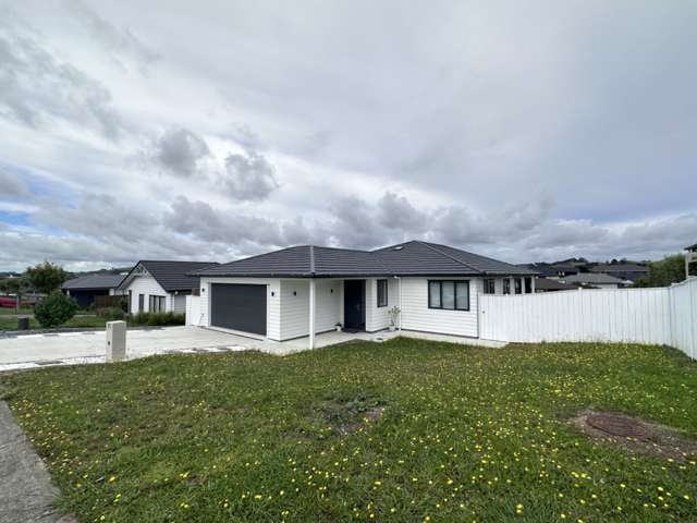 25 Helenvale Crescent 1765_1