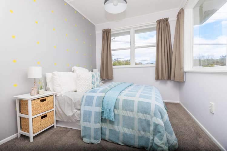 64 Mark Avenue Paparangi_10