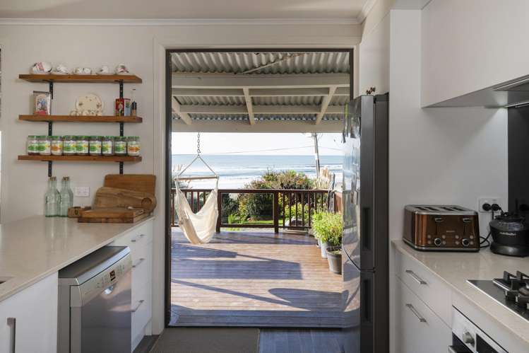 108 Waiotu Road Tokomaru Bay_13