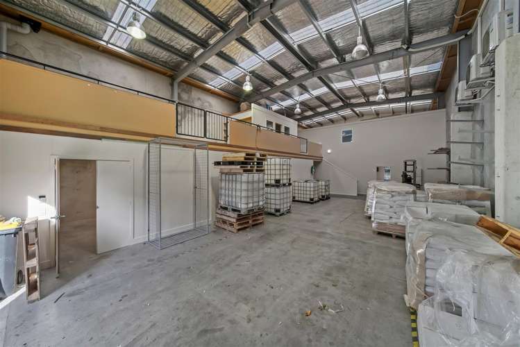 Unit 8, 158 Cavendish Road Casebrook_10