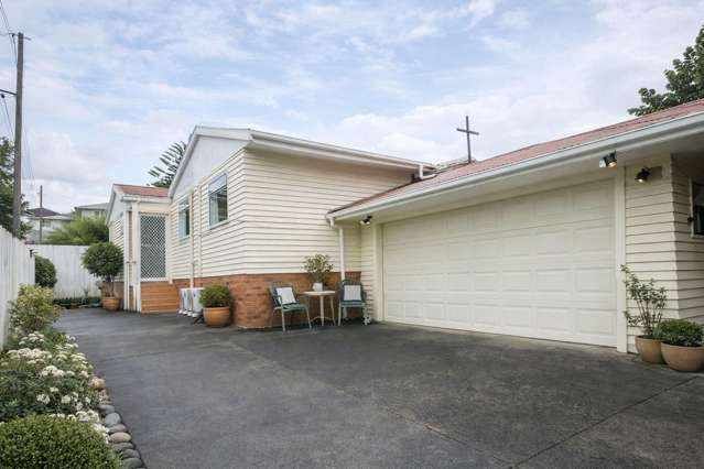 Spacious 4-Bedroom Family Home â Water & Internet Included