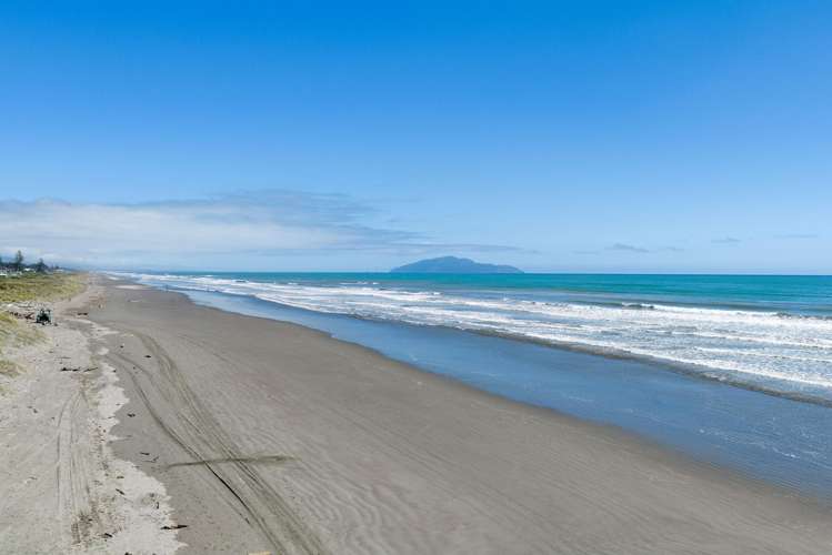 10 Marine Parade ōtaki Beach_29