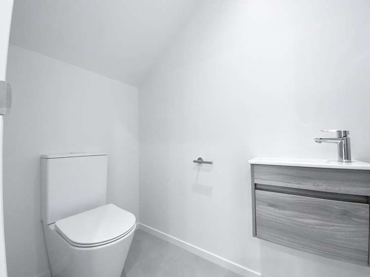 113A Luke Street East 10057_16