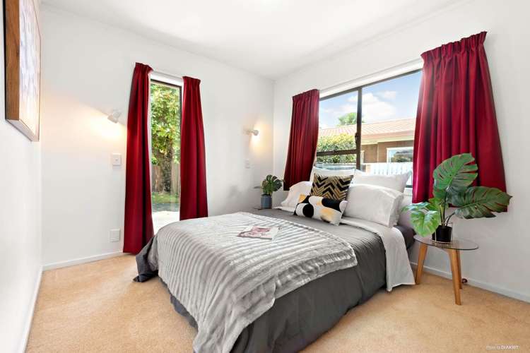 2/38 Takapu Street Henderson_9