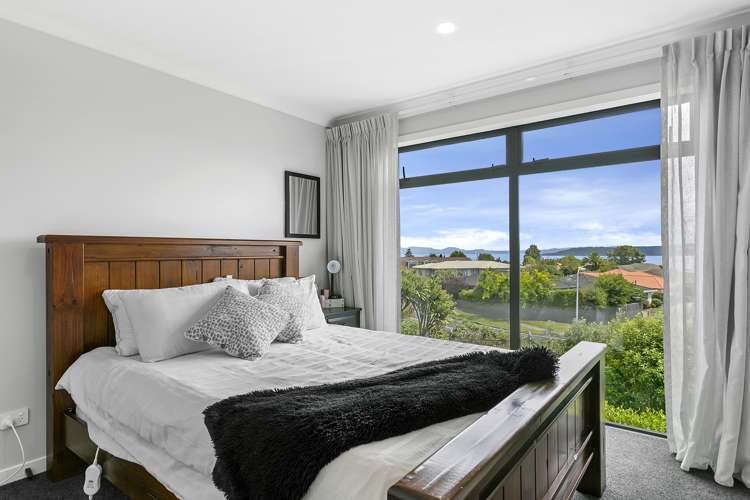 65 Arrowsmith Avenue Waipahihi_15