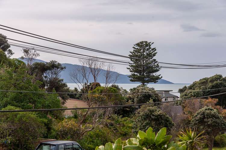 79 The Esplanade Raumati South_13