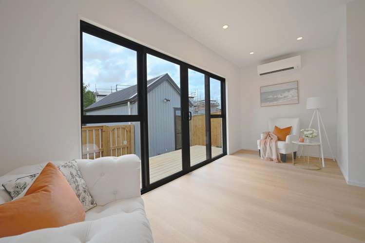 67 Harbourside Parade Hobsonville_11