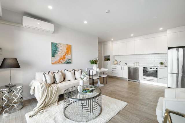 209/10 Awataha Drive Northcote_3