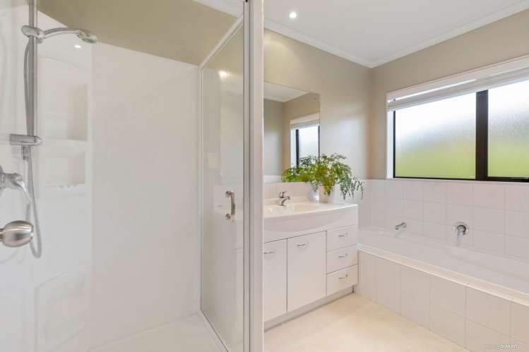 15 Wroxton Place Waiuku_15