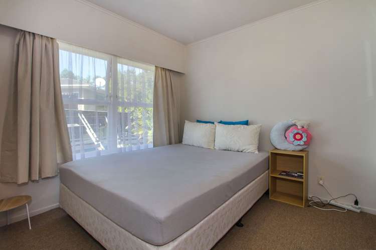 1/10 Nea Place Hillcrest_4