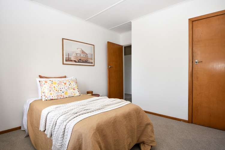 87 Kent Street Carterton_18