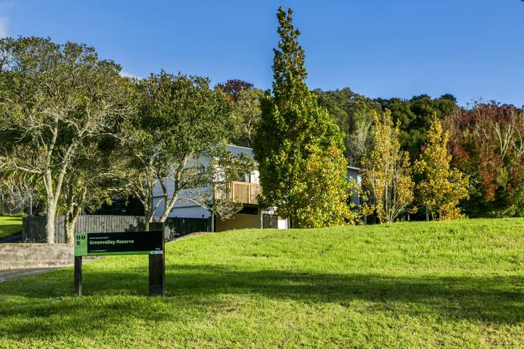 1/14 Greenvalley Rise Glenfield_18