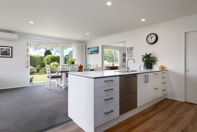 2 Les Wakefield Road Mapua_8