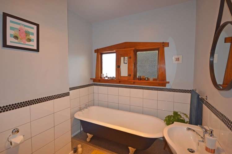 9 Ashbury Avenue Waimataitai_12