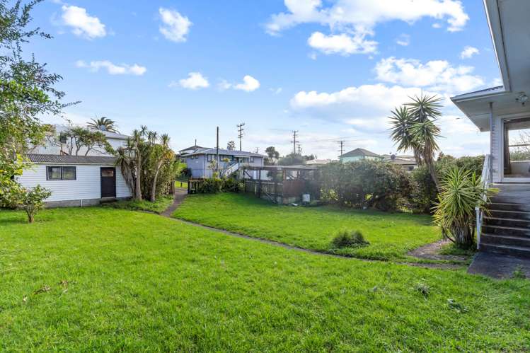 15A Kelwyn Road Kelston_12