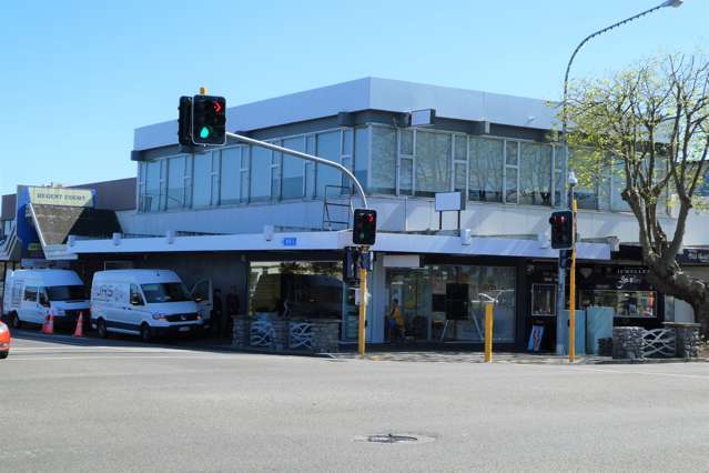 167-169 Oxford Street Levin_1