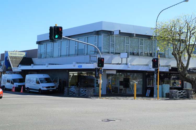 167-169 Oxford Street Levin_10