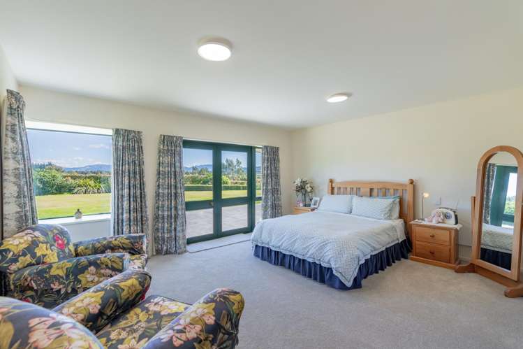 132 Round Hill Road Loburn_8