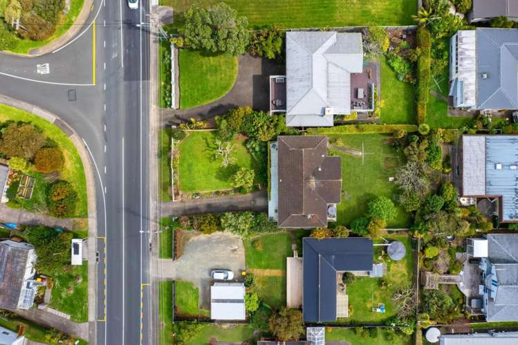 1068 Whangaparaoa Road Matakatia_19