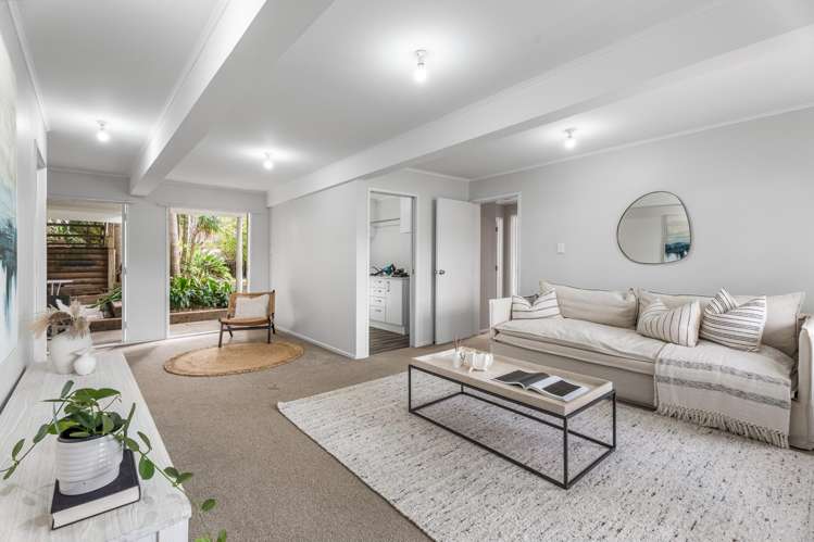 42 Lauderdale Road Birkdale_14