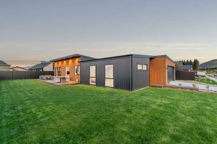 17 Buttercup Street Wanaka_27