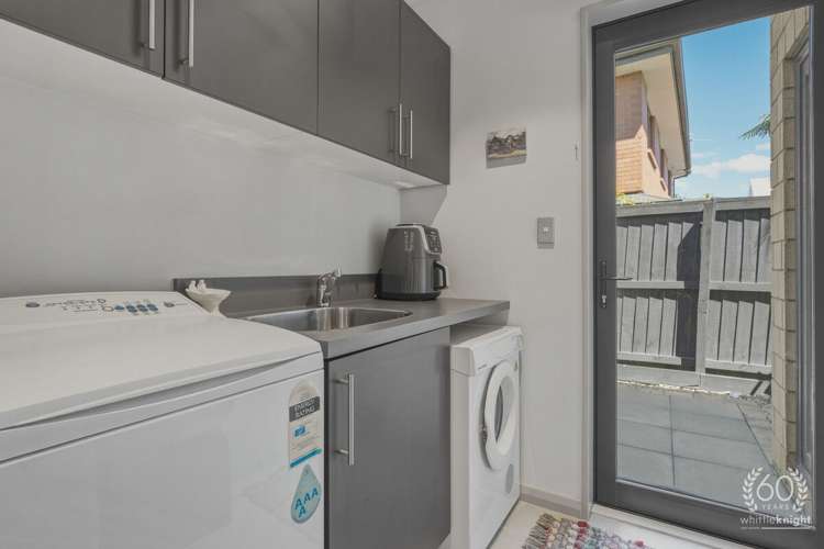 1 Creyke Road Ilam_11