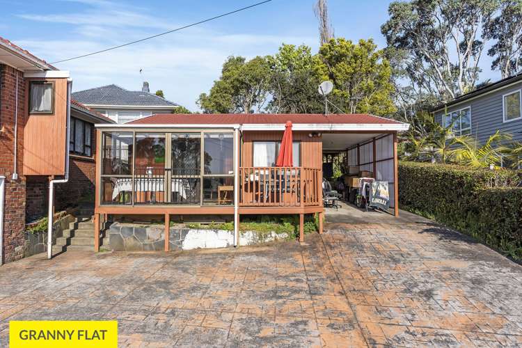 27 Olsen Avenue Hillsborough_12