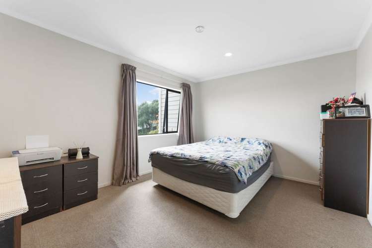 6/2 Swan Hill Drive Glen Eden_13