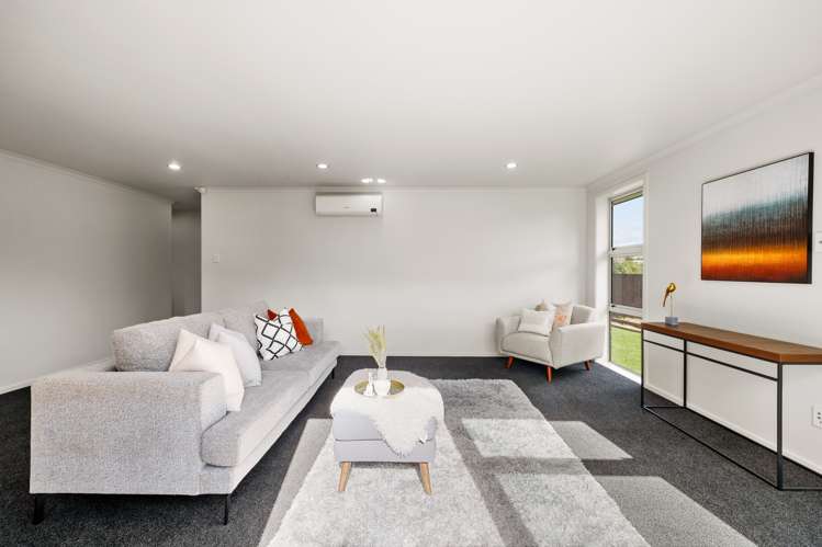 6 Cabourne Drive Glenview_8