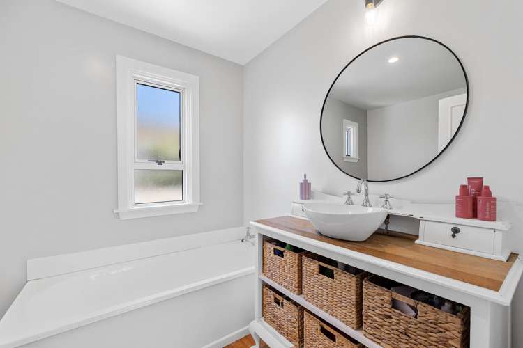 41 Bass Street Woolston_11