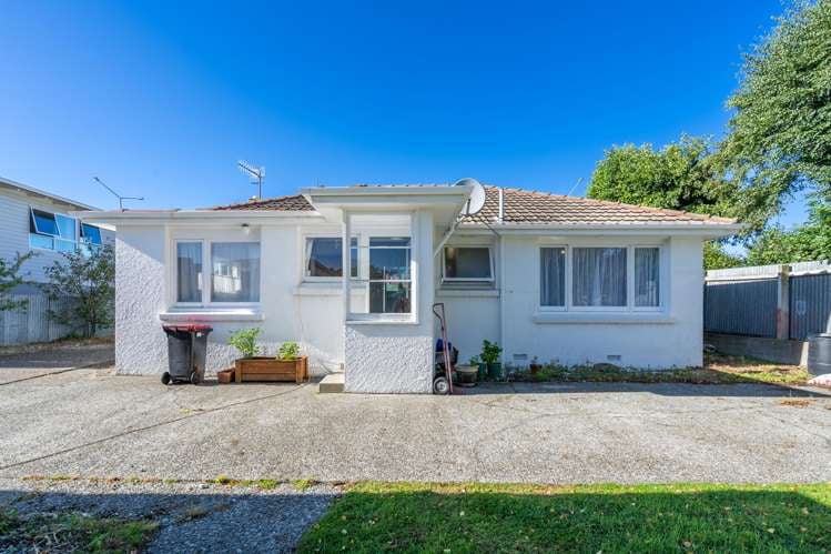 586 Tay Street Hawthorndale_20