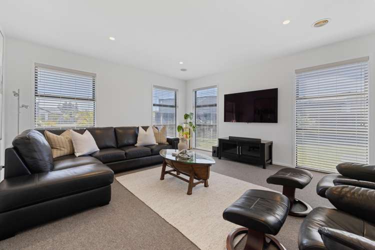 5 Augusta Grove Waiwhakaiho_11