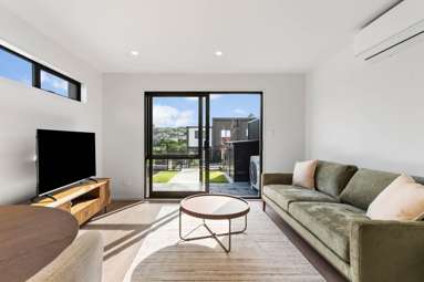 8/4 Limestone Drive_3